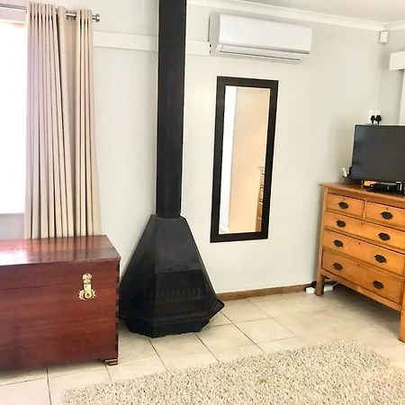 10Vdw Self Catering Apartments Дурбанвиль Экстерьер фото