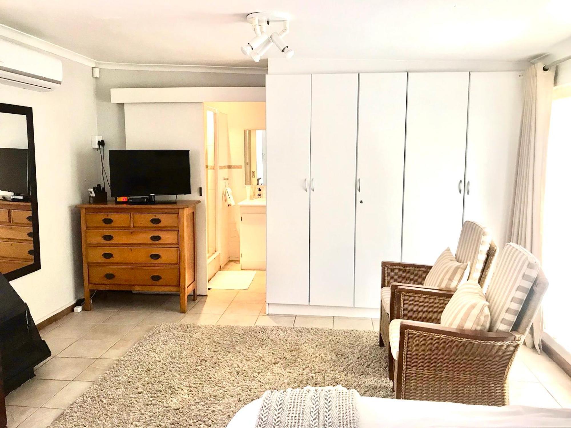 10Vdw Self Catering Apartments Дурбанвиль Экстерьер фото